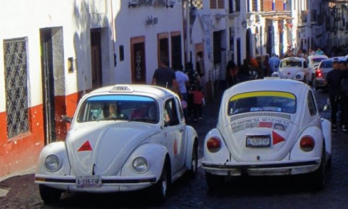 Zdjcie MEKSYK / Guerrero / Taxco / Taxco, jedyne miejsce na wiecie z takimi takswkami