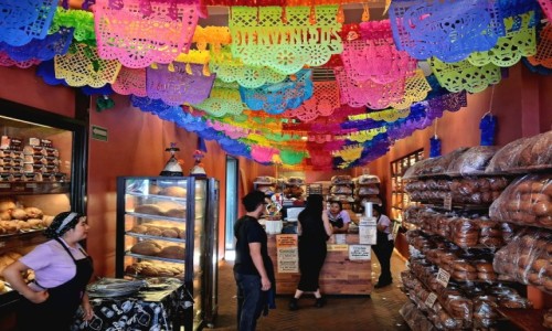 Zdjecie MEKSYK / .  / Mexico City / Kolorowy bazar