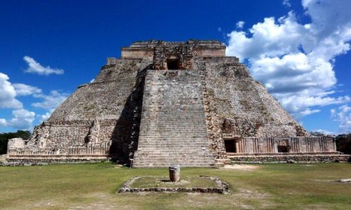 Zdjecie MEKSYK / brak / Jukatan / Uxmal / Swiatynia Czarownika