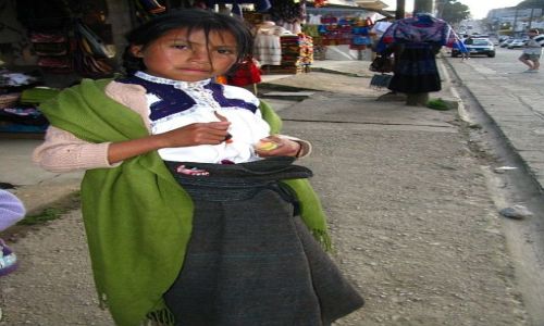 Zdjcie MEKSYK / Stan Chiapas / San Juan Chamula / Dziewczynka