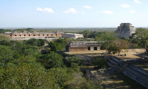Zdjecie MEKSYK / . / Uxmal / Uxmal - panorama