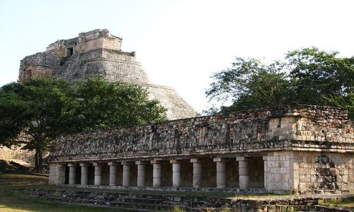 Zdjecie MEKSYK / . / Uxmal / piramida Wrbity