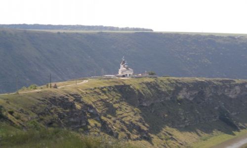 MODAWIA / - / Mascauti / Monastyr skalny-Drumul Central din Mascauti, Moldova