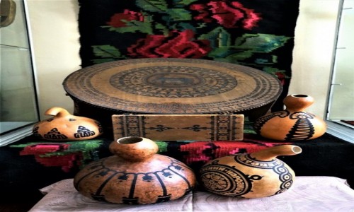 Zdjcie MODAWIA / Gagauzja / Komrat, muzeum / Lokalne rzemioso