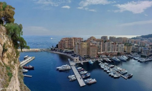Zdjcie MONAKO / Monako. / Port de Fontvieille. / Parking na osiedlu.