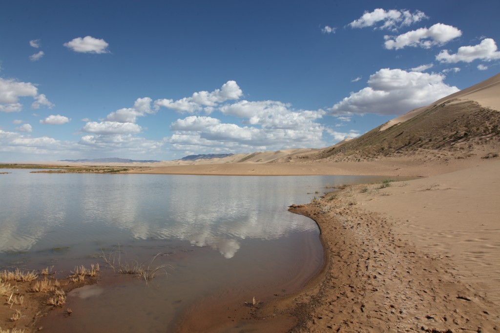 Zdjęcia: Gobi, Dalanzadgad, W lustrze wody, MONGOLIA Zdjęcia: Gobi, Dalanzadgad, W lustrze wody, MONGOLIA