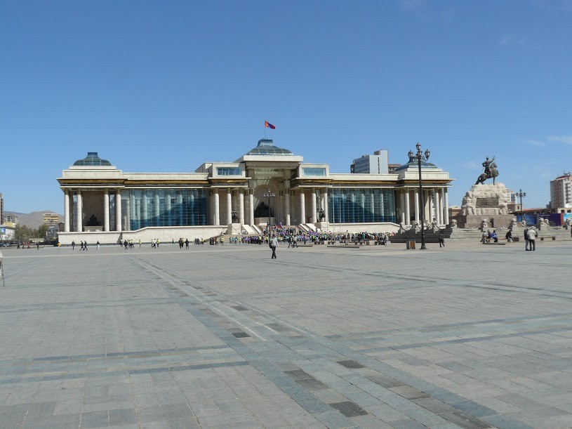 Zdjęcia: Ulan Bator, Plac Suche Batora, MONGOLIA Zdjęcia: Ulan Bator, Plac Suche Batora, MONGOLIA