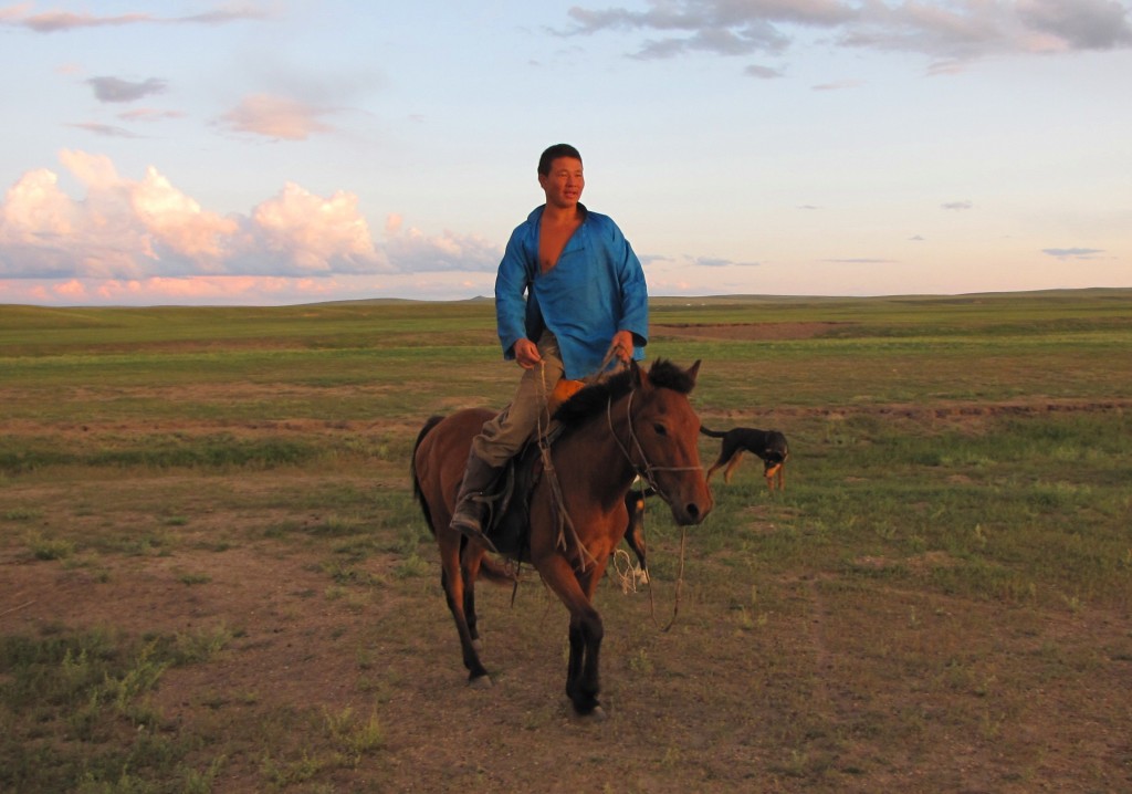 Zdjęcia: Kerulen, Ajmak Chentejski, Doskonali jeźdzcy, MONGOLIA Zdjęcia: Kerulen, Ajmak Chentejski, Doskonali jeźdzcy, MONGOLIA
