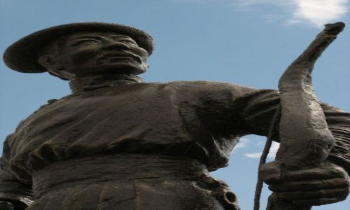 Zdjęcie MONGOLIA / - / Ulan Bator / Pomnik lucznika