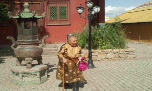 Zdjecie MONGOLIA / - / Uan Bator / Nutka buddyzmu