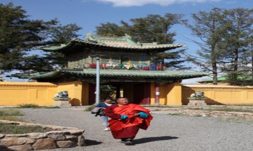 Zdjcie MONGOLIA /  Uan Bator / Klasztor Gandan / W drodze do miasta