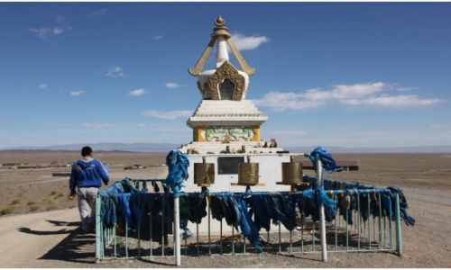 Zdjcie MONGOLIA / Dalanzadgad / Gurvan Saikhan / Czas na modlitw