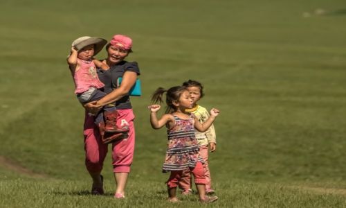Zdjecie MONGOLIA / pn. Mongolia / pn.Mongolia / Cztery damy trefl....