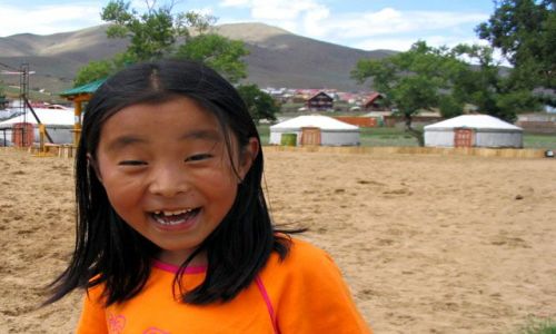 Zdjęcie MONGOLIA / okolice Ulan Bator / no nie wiem tak dokladnie / czy to jest radosc ??