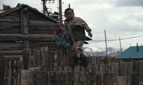 Zdjecie MONGOLIA / brak / gdzies w Mongolii / dzieci Mongolii