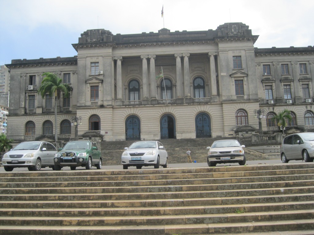 Zdjęcia: Maputo - stoloca Mozambiku, Mozambik - Maputo, Ratusz w Maputo, MOZAMBIK Zdjęcia: Maputo - stoloca Mozambiku, Mozambik - Maputo, Ratusz w Maputo, MOZAMBIK