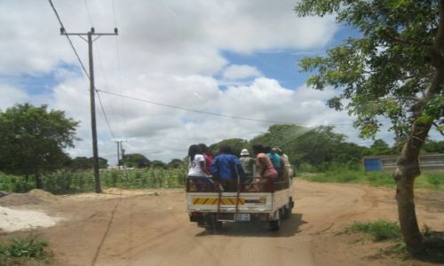 MOZAMBIK / Mozambik / Mozambik / Transport publiczny (PKS) w Mozambiku