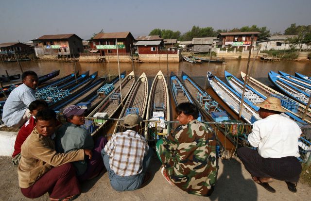 Zdjęcia: Nyaungshwe J.INLE, Rybacy z INLE, MYANMAR Zdjęcia: Nyaungshwe J.INLE, Rybacy z INLE, MYANMAR