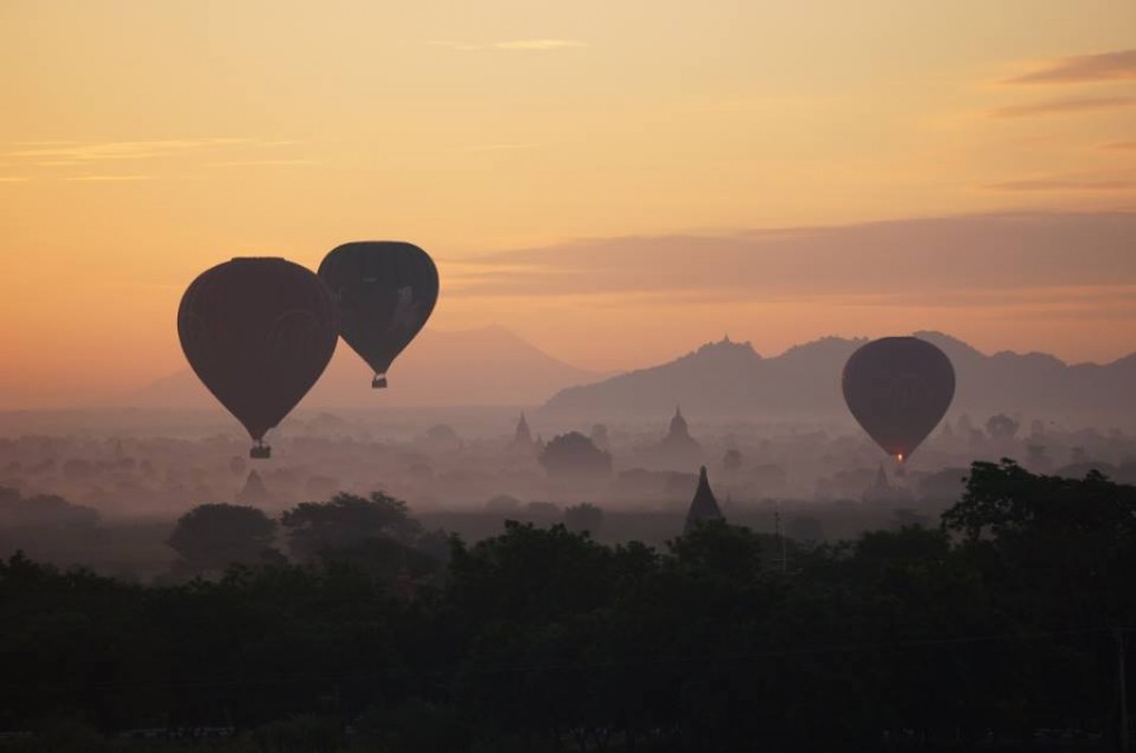 Zdjęcia: Bagan, -Bagan, Bagan o poranku, MYANMAR Zdjęcia: Bagan, -Bagan, Bagan o poranku, MYANMAR