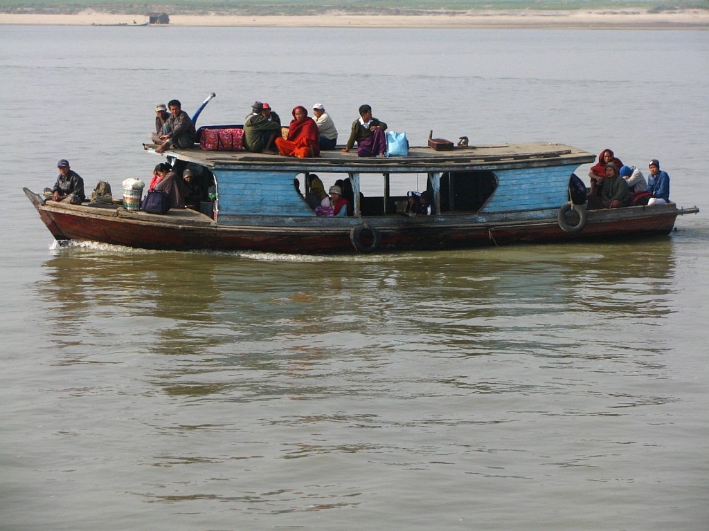 Zdjęcia: Irawadi, trasa Mandalay - Mingun, życie na Irawadi, MYANMAR Zdjęcia: Irawadi, trasa Mandalay - Mingun, życie na Irawadi, MYANMAR