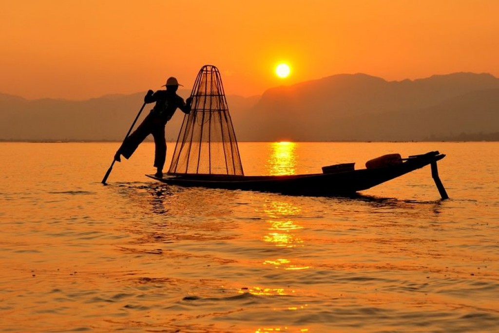 Zdjęcia: Inle Lake, Rybak, MYANMAR Zdjęcia: Inle Lake, Rybak, MYANMAR