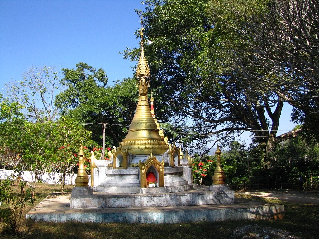 Zdjęcia: ., trasa Mandalay - Nyaungshwe, gdzieś po drodze, MYANMAR Zdjęcia: ., trasa Mandalay - Nyaungshwe, gdzieś po drodze, MYANMAR