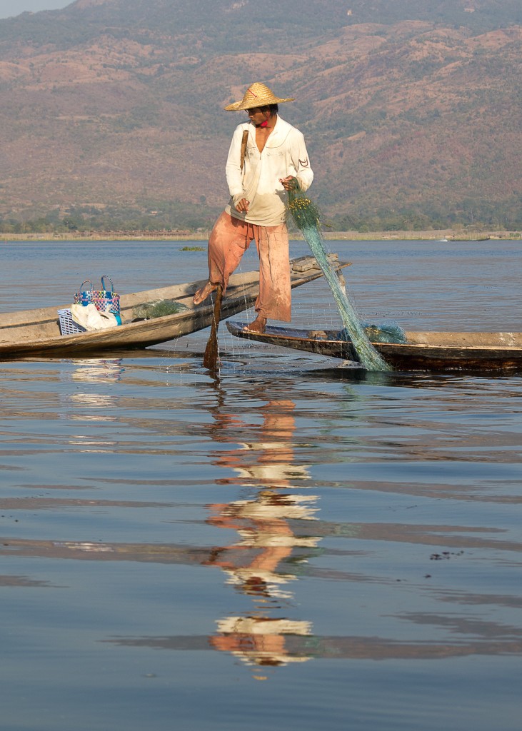 Zdjęcia: Jezioro Inle, Stan Shan, Rybak, MYANMAR Zdjęcia: Jezioro Inle, Stan Shan, Rybak, MYANMAR