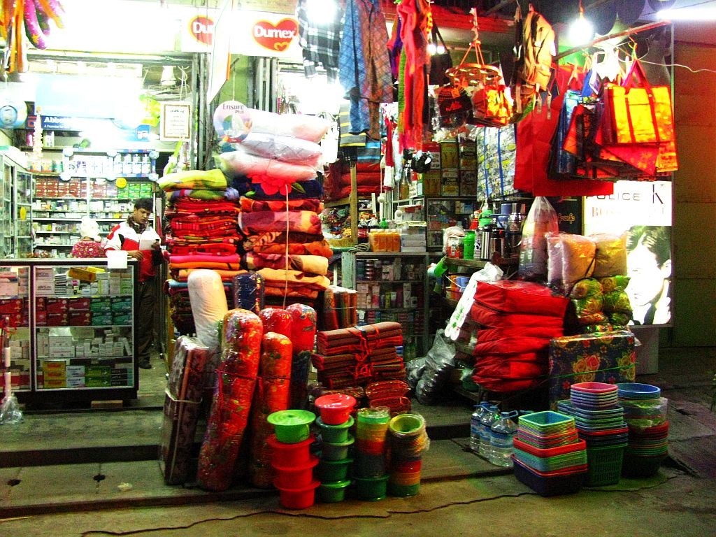 Zdjęcia: Mandalay, Mandalay, sklepik w centrum, MYANMAR Zdjęcia: Mandalay, Mandalay, sklepik w centrum, MYANMAR