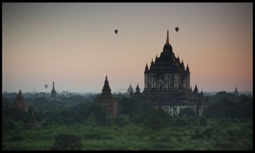 Zdjecie MYANMAR / - / Pagan / Pagan...wschd soca