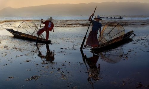 Zdjcie MYANMAR / Shan / Inle Lake / na jeziorze