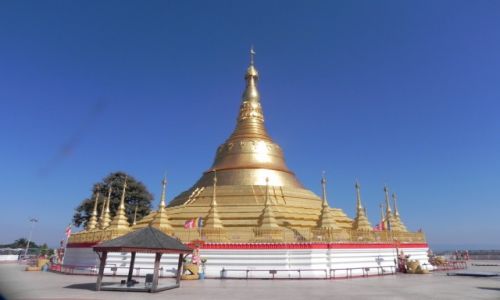 Zdjcie MYANMAR / Tachileik / ... / wiatynia