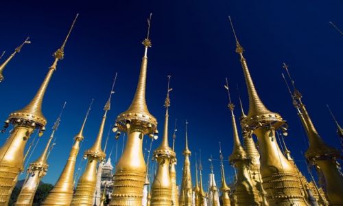 Zdjecie MYANMAR / Shan / In Thein Temple / Birma gotowa do ataku rakietowego