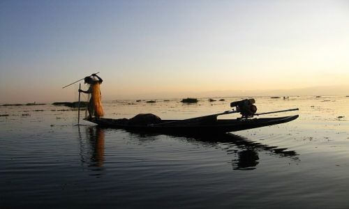 Zdjcie MYANMAR / stan Shan / jezioro Inle / rybacy na jeziorze Inle