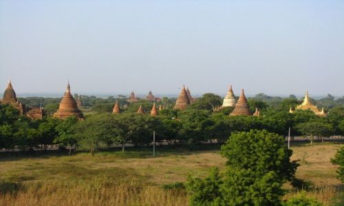 Zdjcie MYANMAR / rodkowa Birma / Stary Bagan / Pagody Baganu