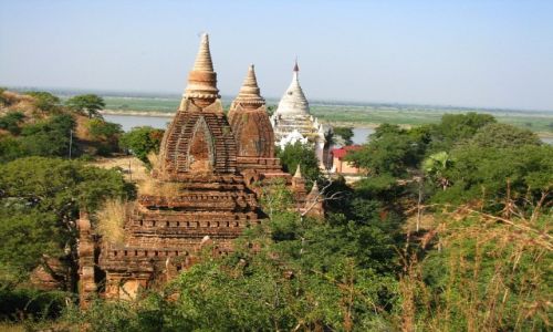 Zdjcie MYANMAR / rodkowa Birma / Nyaung OO / Thetkyamuni Patho