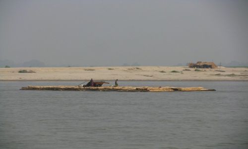 Zdjcie MYANMAR / trasa Mandalay - Mingun / Irawadi / ycie na Irawadi
