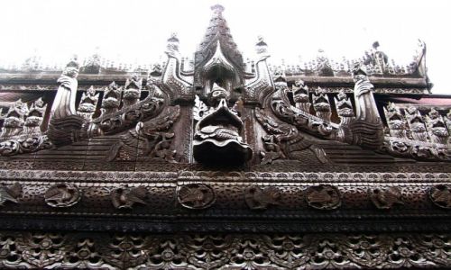 Zdjecie MYANMAR / Mandalay / Mandalay / Shwenandaw Kyaung