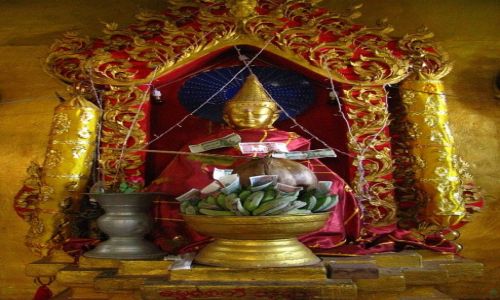 Zdjcie MYANMAR / okolice Baganu / Gra Kwiatw / Mt. Popa