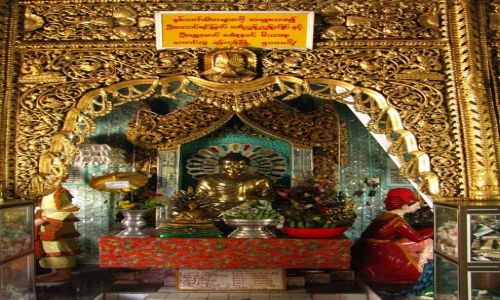 Zdjcie MYANMAR / okolice Baganu / Gra Kwiatw / Mt. Popa