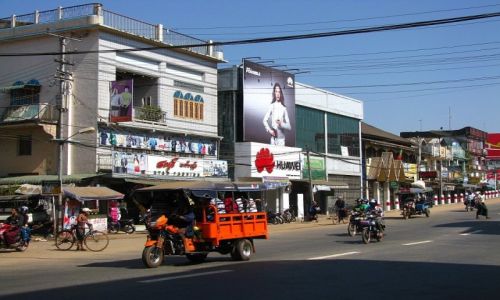 Zdj�cie MYANMAR / Bago / Bago / ulica w Bago
