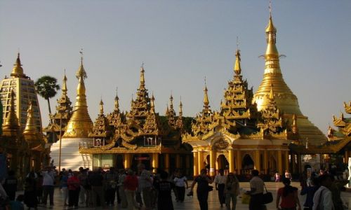 Zdjcie MYANMAR / Yangon / Yangon / Shwedagon Paya