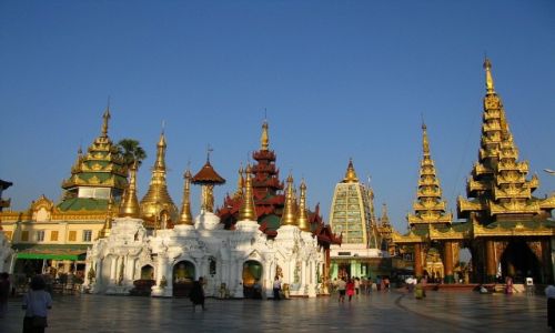 Zdjcie MYANMAR / Yangon / Yangon / Shwedagon Paya