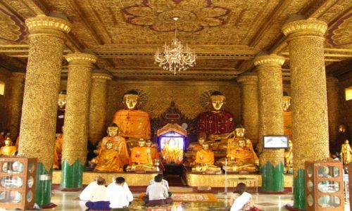 Zdjcie MYANMAR / Yangon / Yangon / Shwedagon Paya