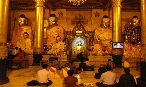 Zdjecie MYANMAR / Yangon / Yangon / Shwedagon Paya