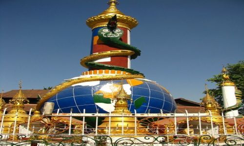 Zdjcie MYANMAR / Delta Yrawadi / Dilah / wiejski klasztor