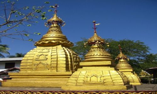 Zdjcie MYANMAR / Delta Yrawadi / Dilah / wiejski klasztor