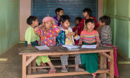 Zdjecie MYANMAR / na wsi / na wsi / W szkole