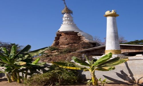 Zdjcie MYANMAR / Monywa District / wioska po drodze / Nowe odpado...