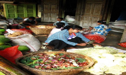 Zdjcie MYANMAR / okolice Mandalay / Amarapuraaa / przygotowanie posiku