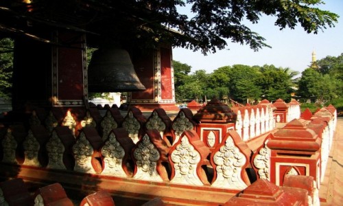 Zdjcie MYANMAR / okolice Mandalay / Amarapura / Pahtodawgyi Paya